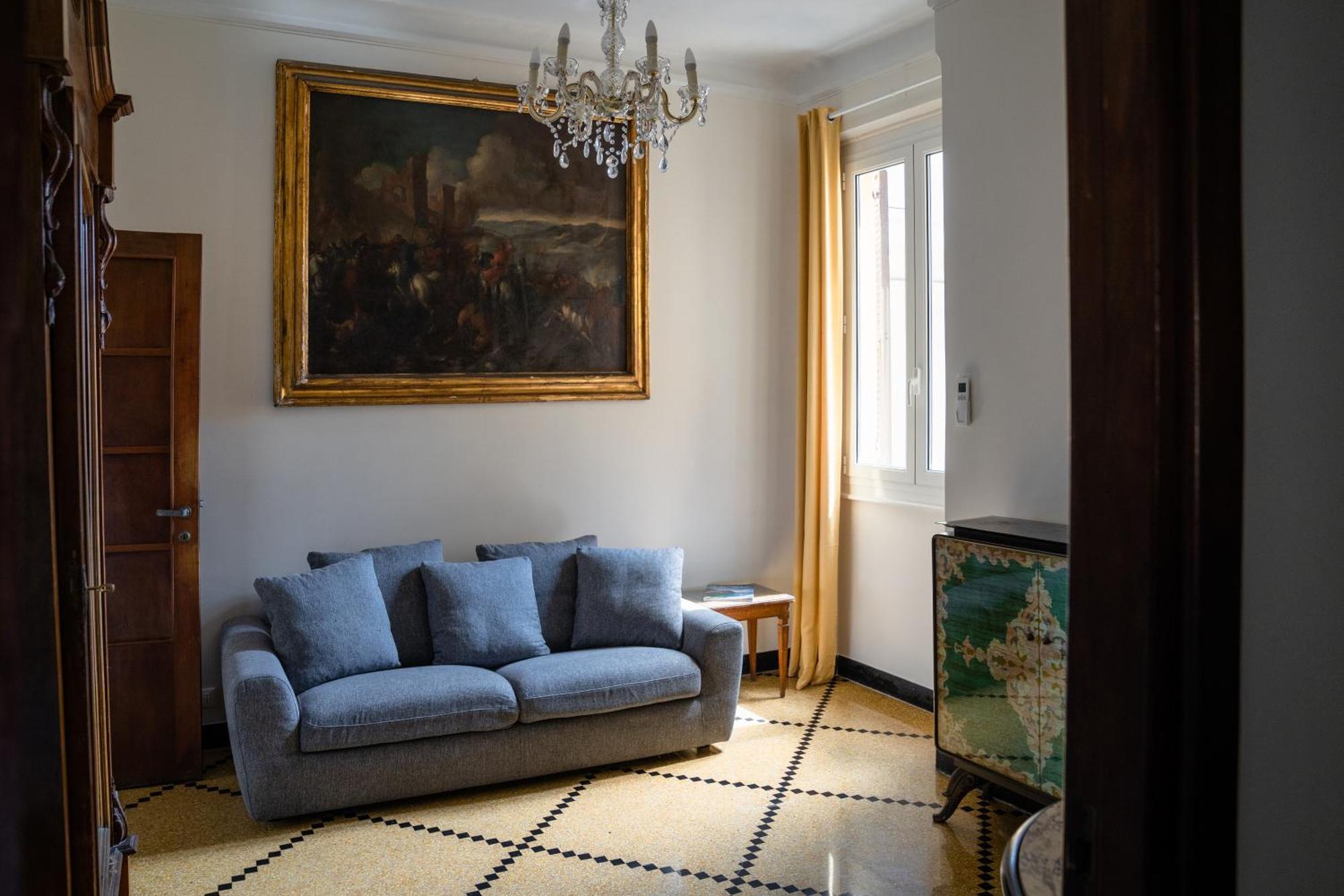 The Chandelier Genoa Bagian luar foto